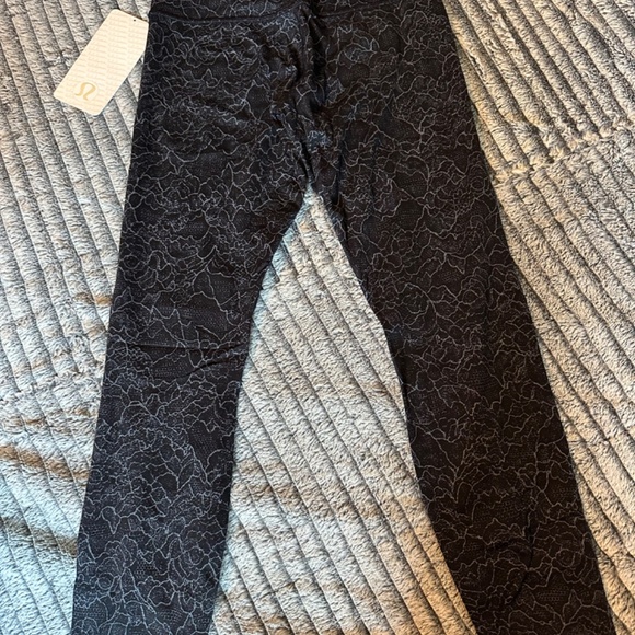 Lululemon Align pant - Picture 3 of 4